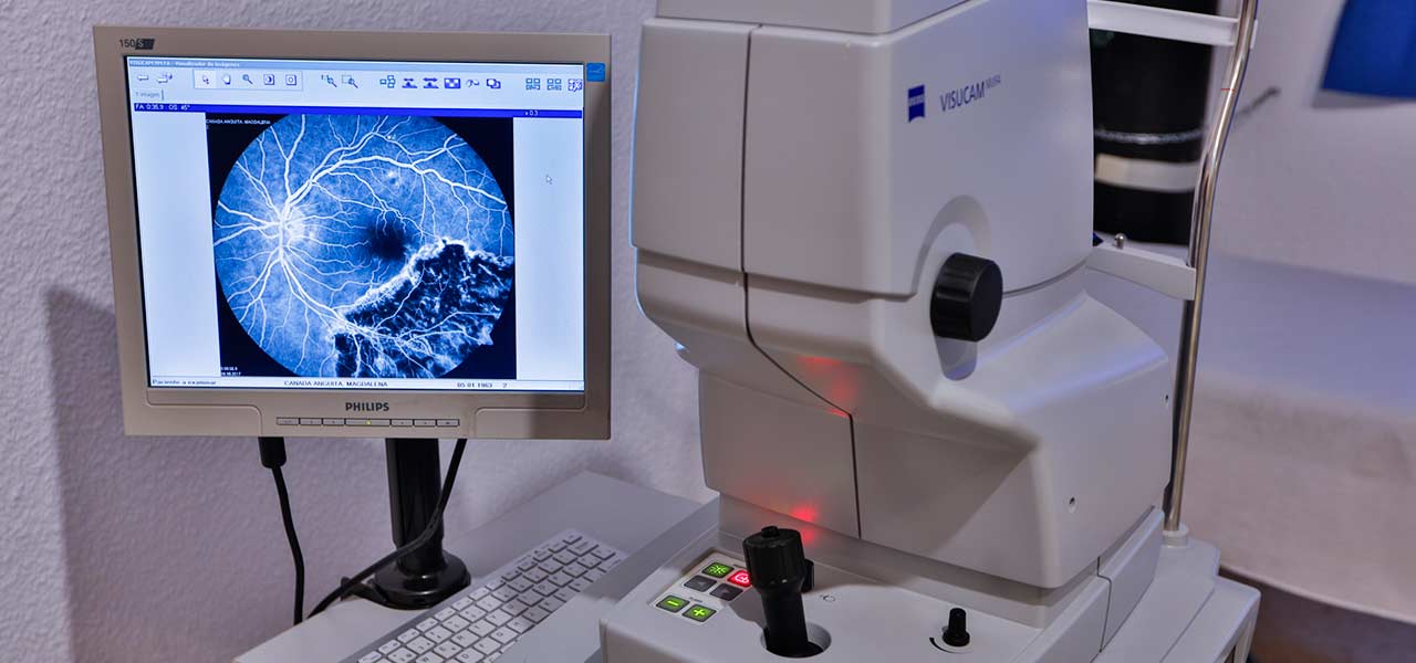 "retinopatia oftalmologo jaen"
